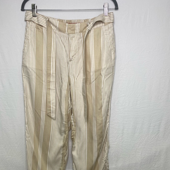Tommy Hilfiger Pants - Tommy Hilfiger , Pant Size 4, Beige/white